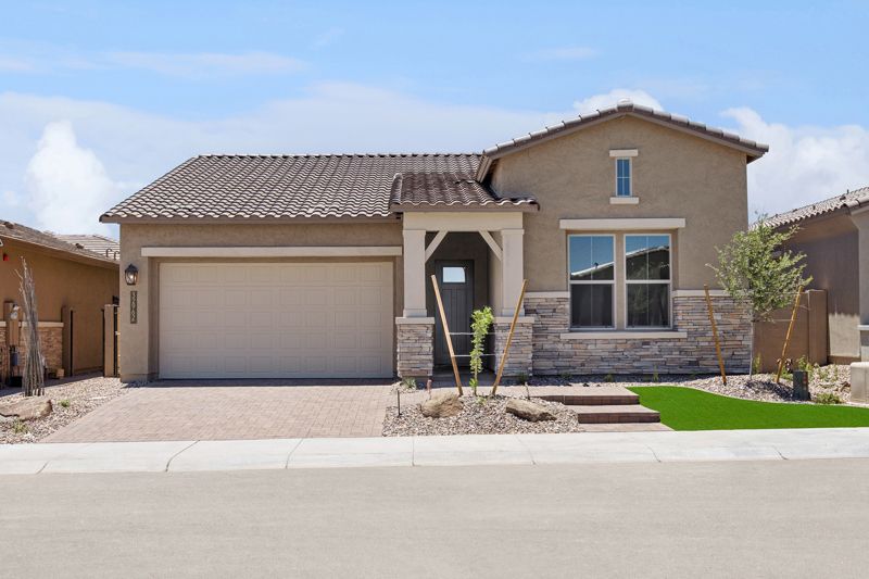 Exterior:Exterior Front