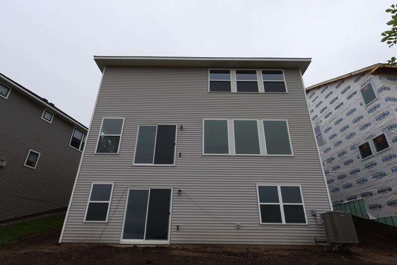 Exterior:Exterior Rear