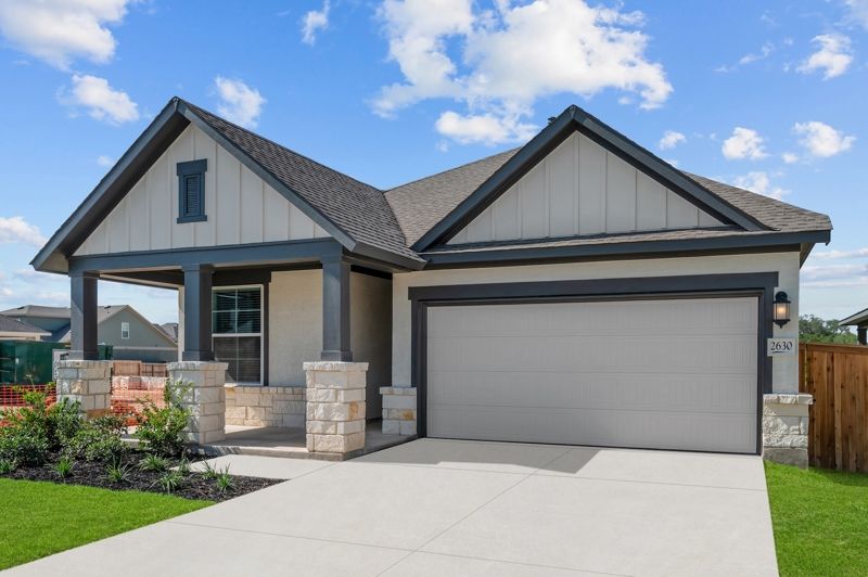 Exterior:Exterior Front