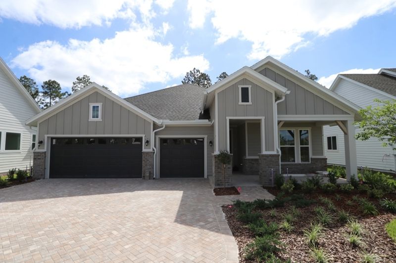 Exterior:Exterior Front