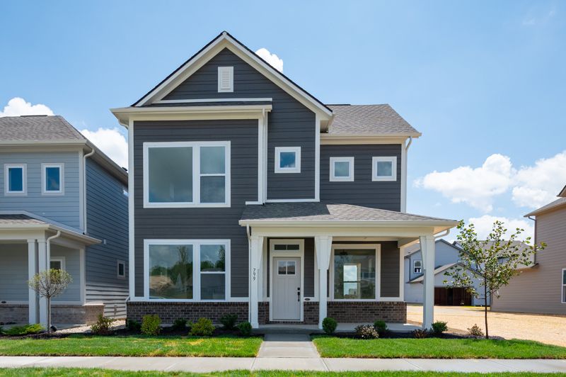 Exterior:Exterior Front