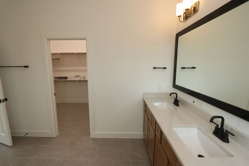 Owner's Bath