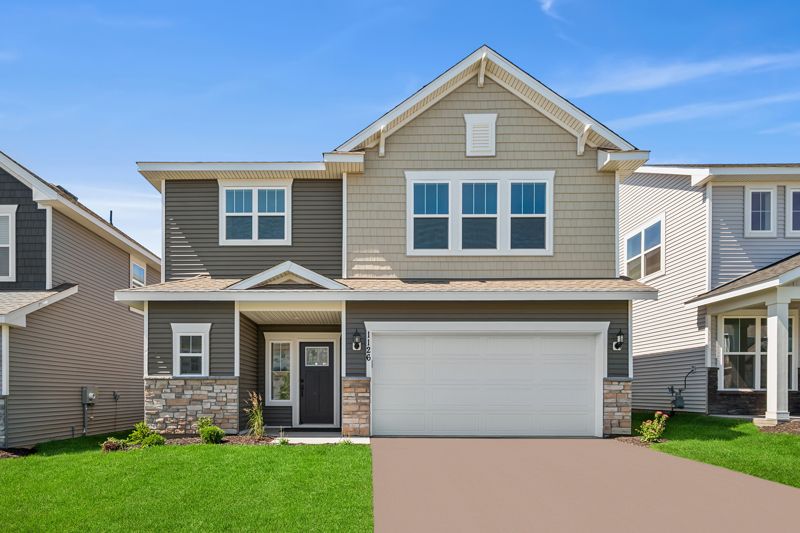 Exterior:Exterior Front