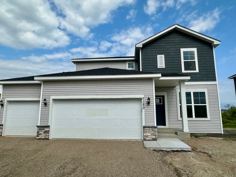 Exterior:Exterior Front