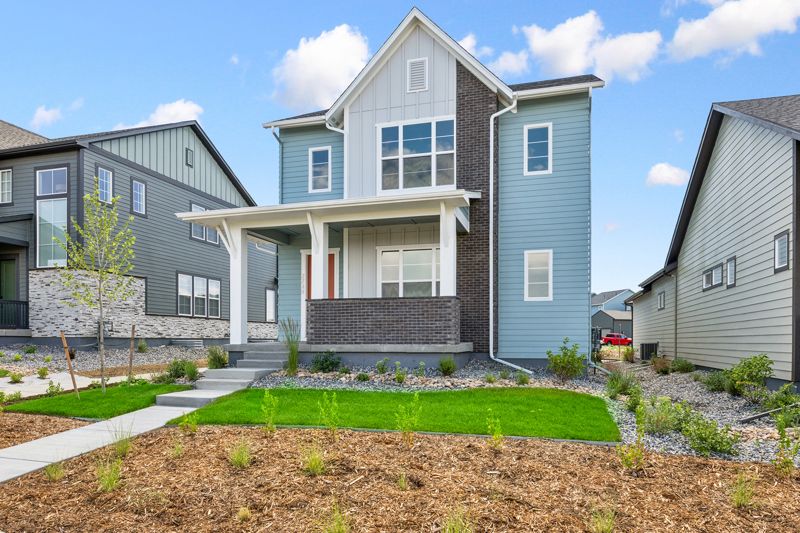 Exterior:Exterior Front