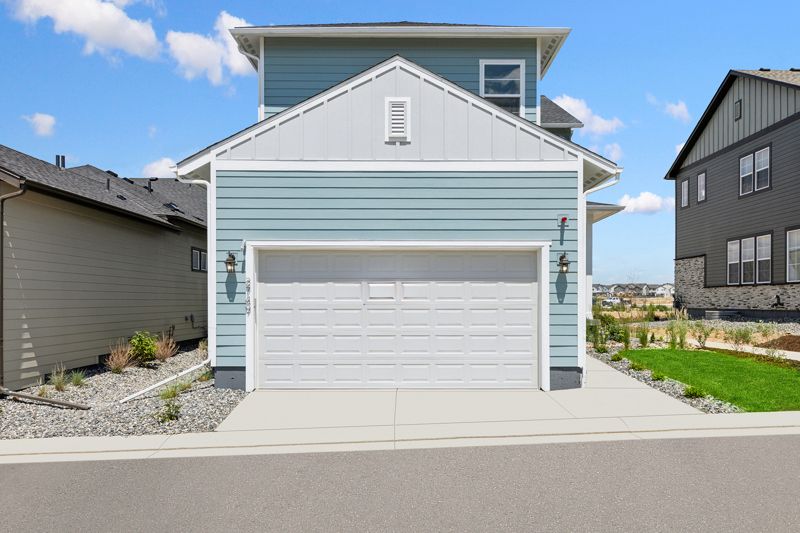 Exterior:Exterior Rear
