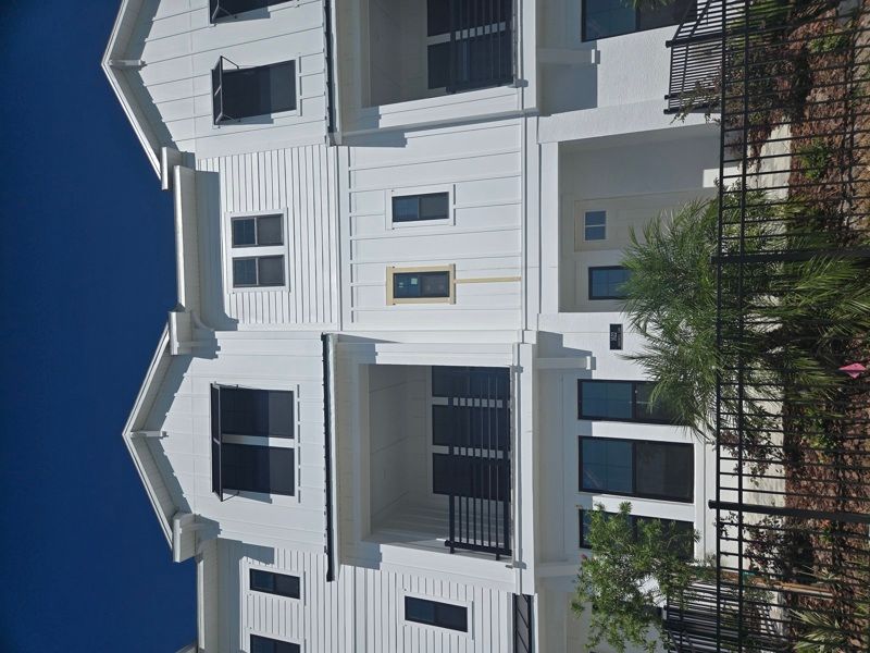 Exterior:Exterior Front