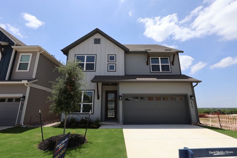 Exterior:Exterior Front