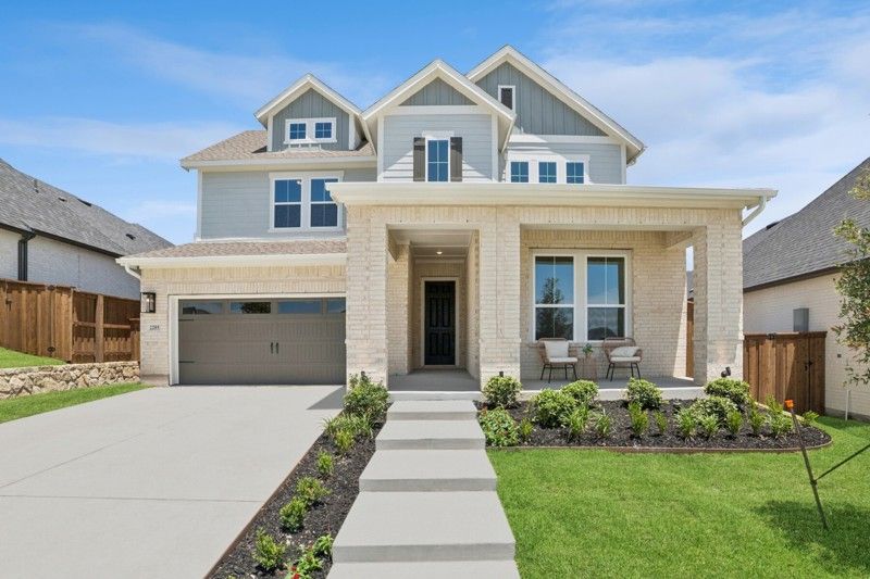 Exterior:Exterior Front