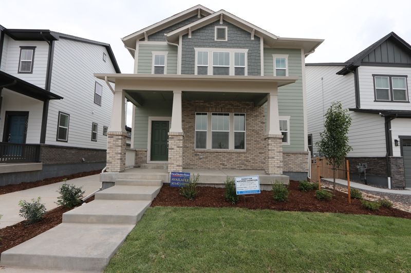Exterior:Exterior Front