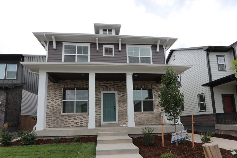 Exterior:Exterior Front
