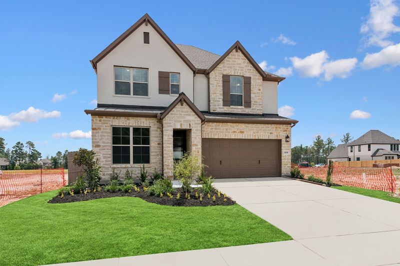 Exterior:Exterior Front