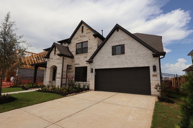 Exterior:Exterior Front