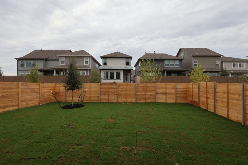 Exterior:Exterior Rear
