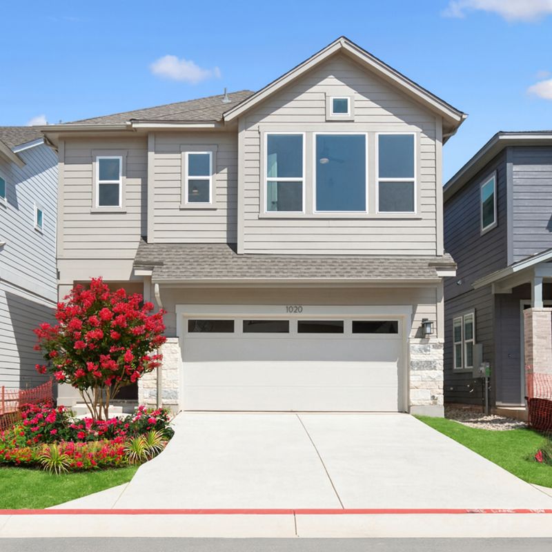 Exterior:Exterior Front