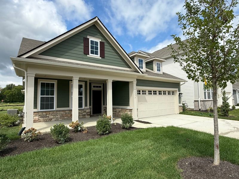 Exterior:Exterior Front