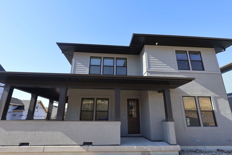 Exterior:Exterior Front