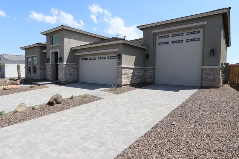 Exterior:Exterior Front