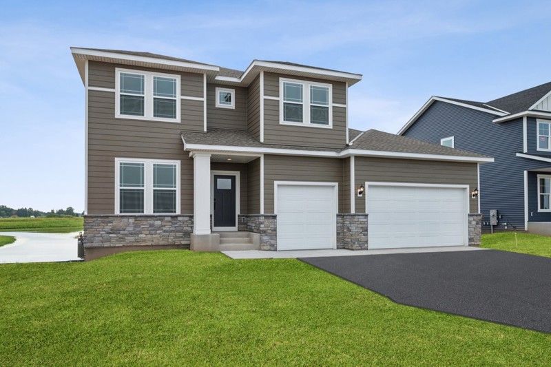 Exterior:Exterior Front
