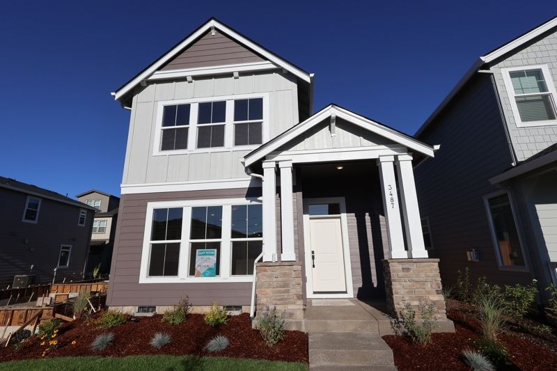 Exterior:Exterior Front