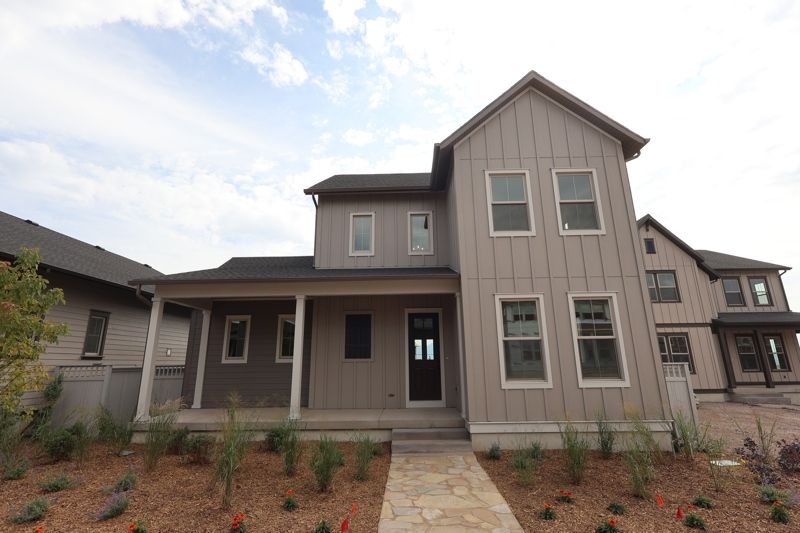Exterior:Exterior Front
