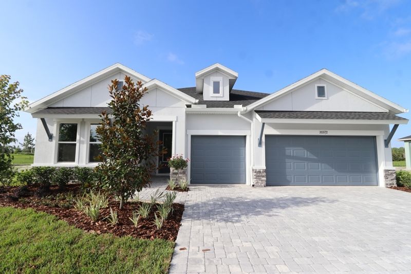 Exterior:Exterior Front