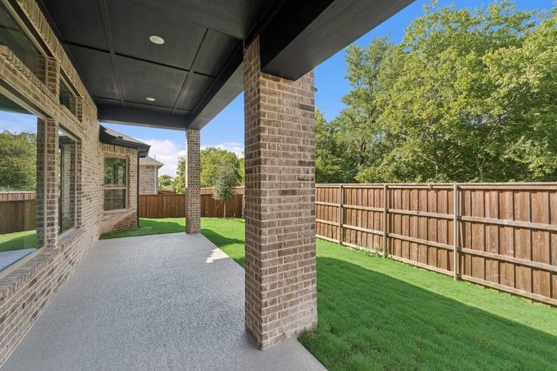 Exterior:Outdoor Living Area