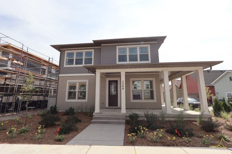 Exterior:Exterior Front