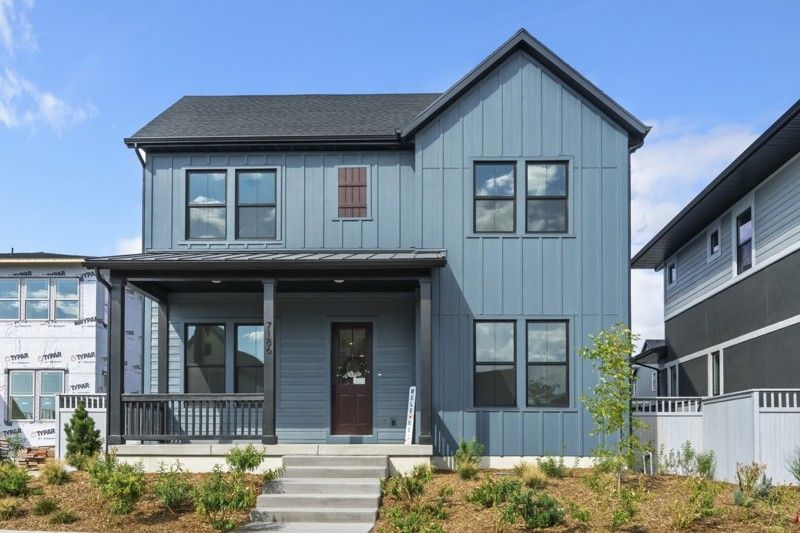 Exterior:Exterior Front