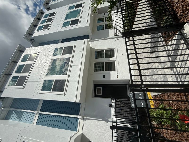 Exterior:Exterior Front