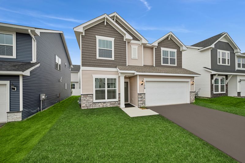 Exterior:Exterior Front