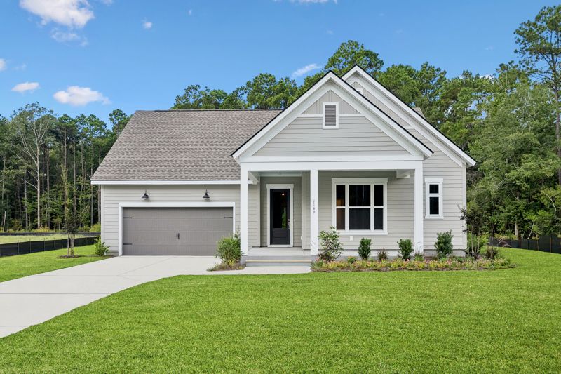 Exterior:Exterior Front