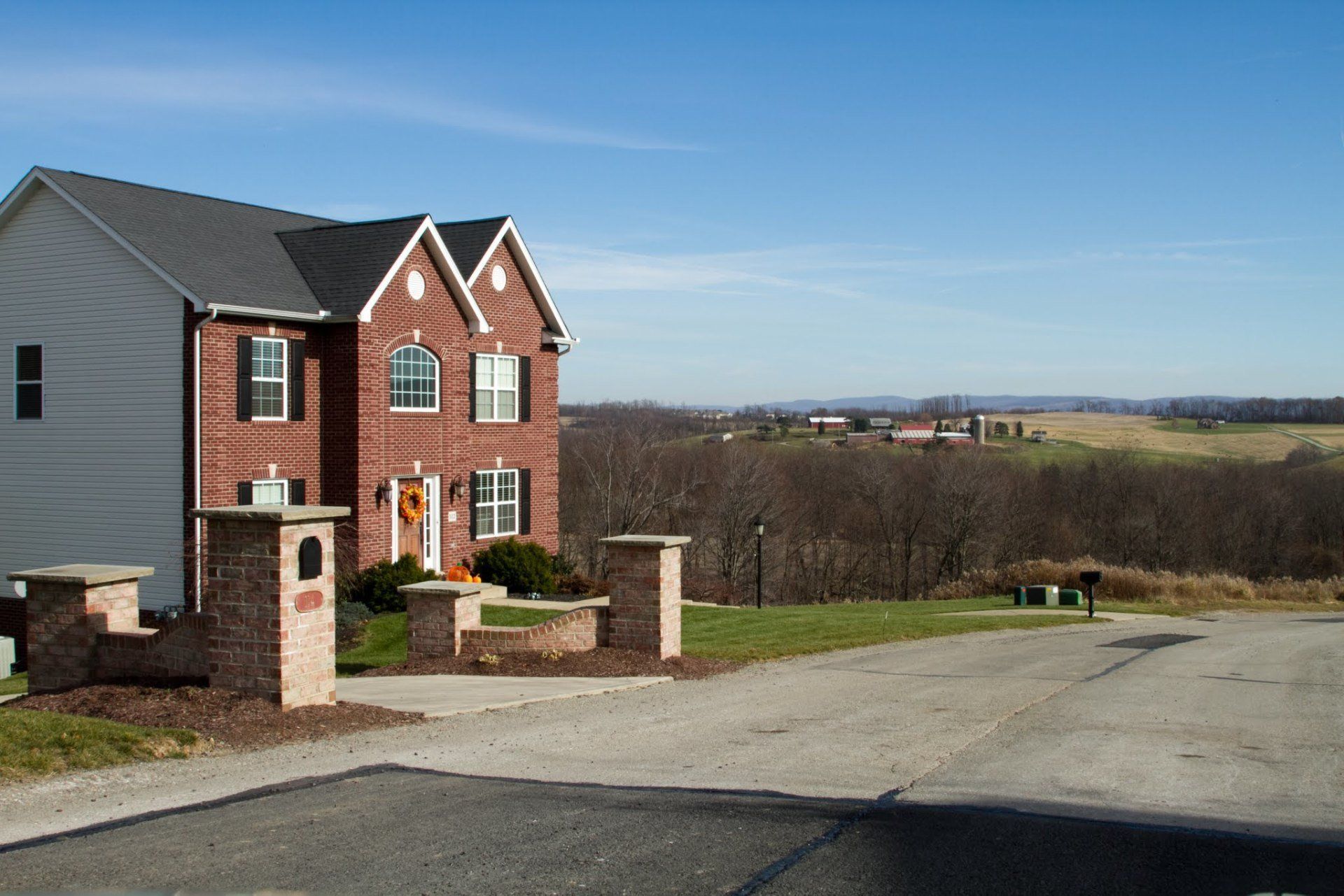 Foxfield Knoll,15650