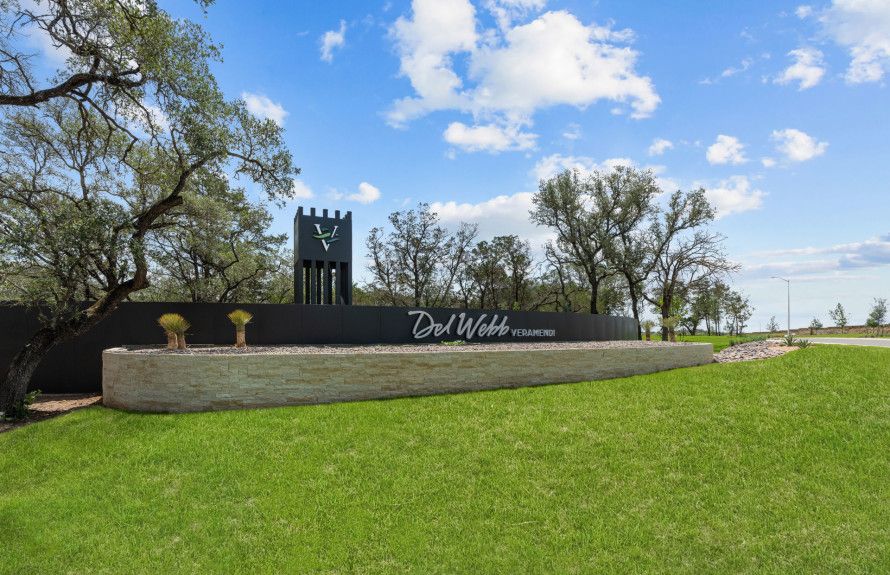 Del Webb Monument
