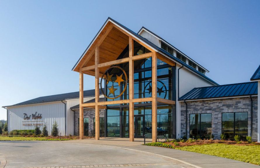World-Class Amenity Center