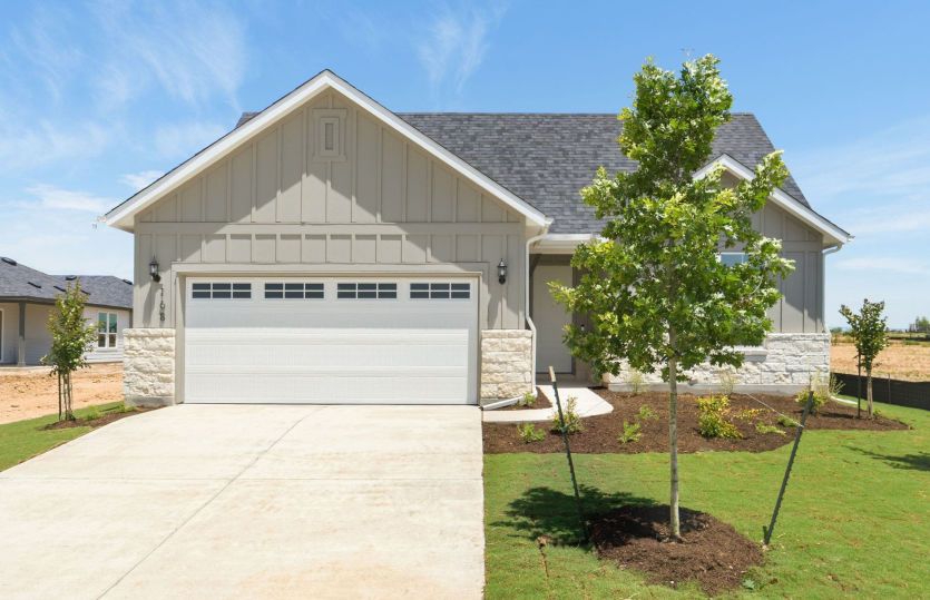 Exterior:Front Exterior