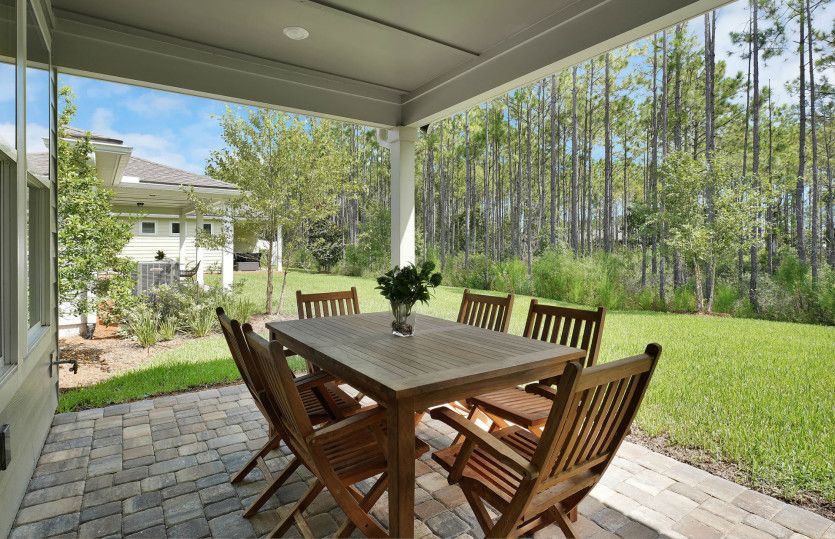 Mystique:Mystique | Covered Lanai