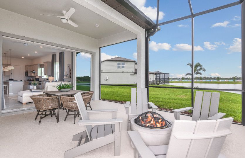 Mainstay:Spacious Covered Lanai