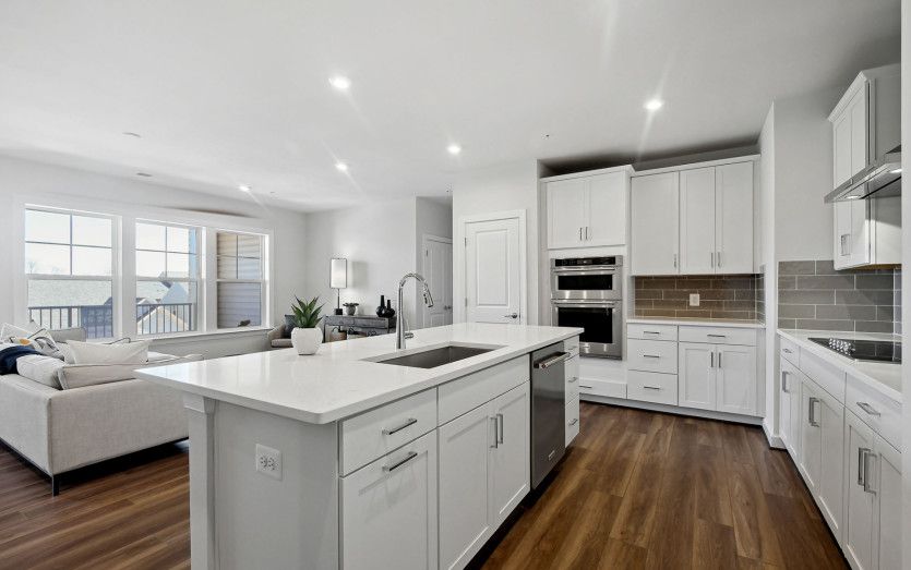 2.2.1 D - Devon:Gourmet Kitchen with Stainless Steel Appliances