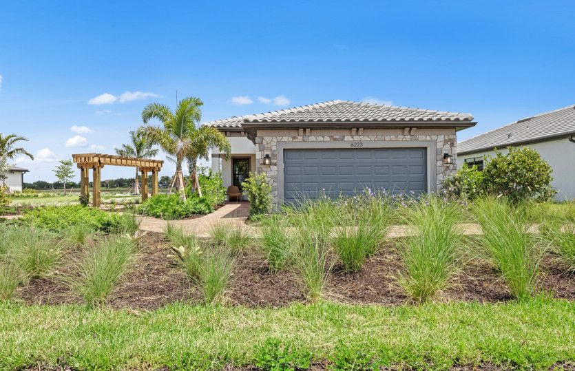 Contour:Welcoming exterior