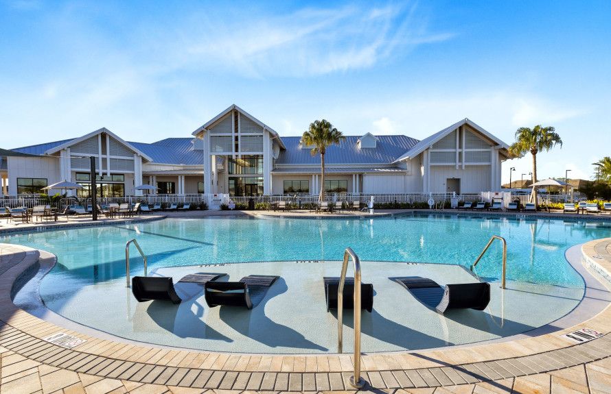 Explore Club Oasis
