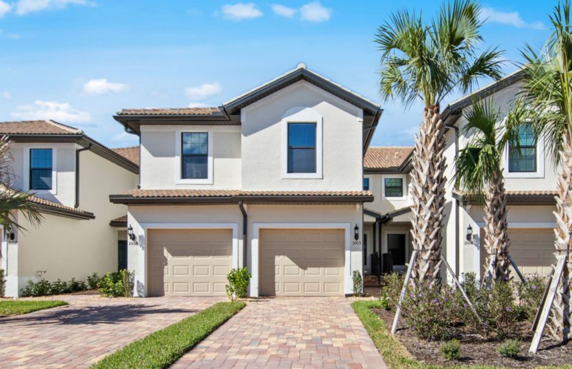 Exterior:Welcoming Cormorant Exterior