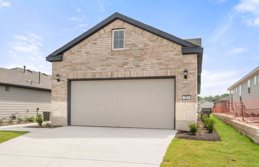 Exterior:Front Exterior