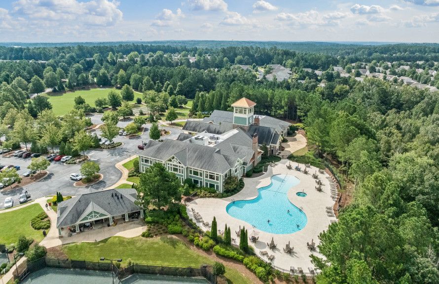 Resort-Style Amenities