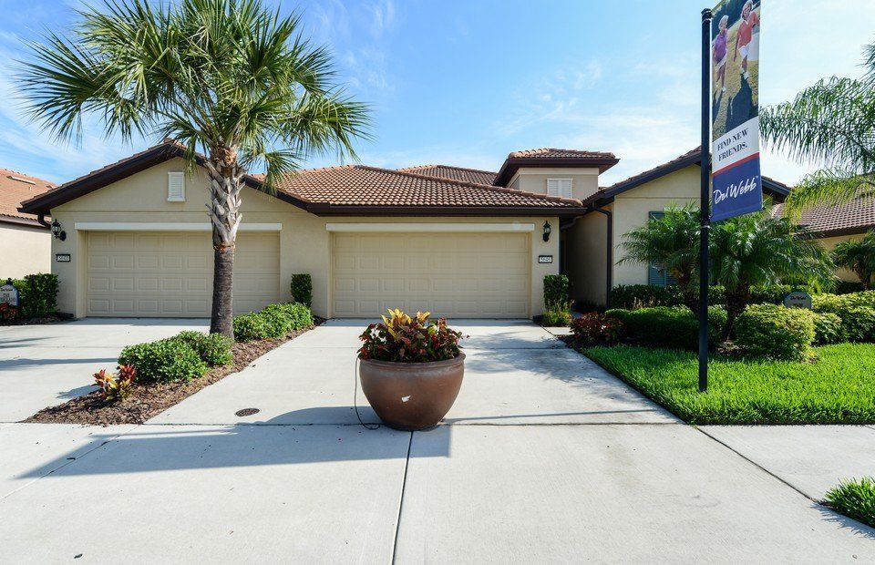 Del b Southshore Falls in Apollo Beach, FL New Homes by Del b