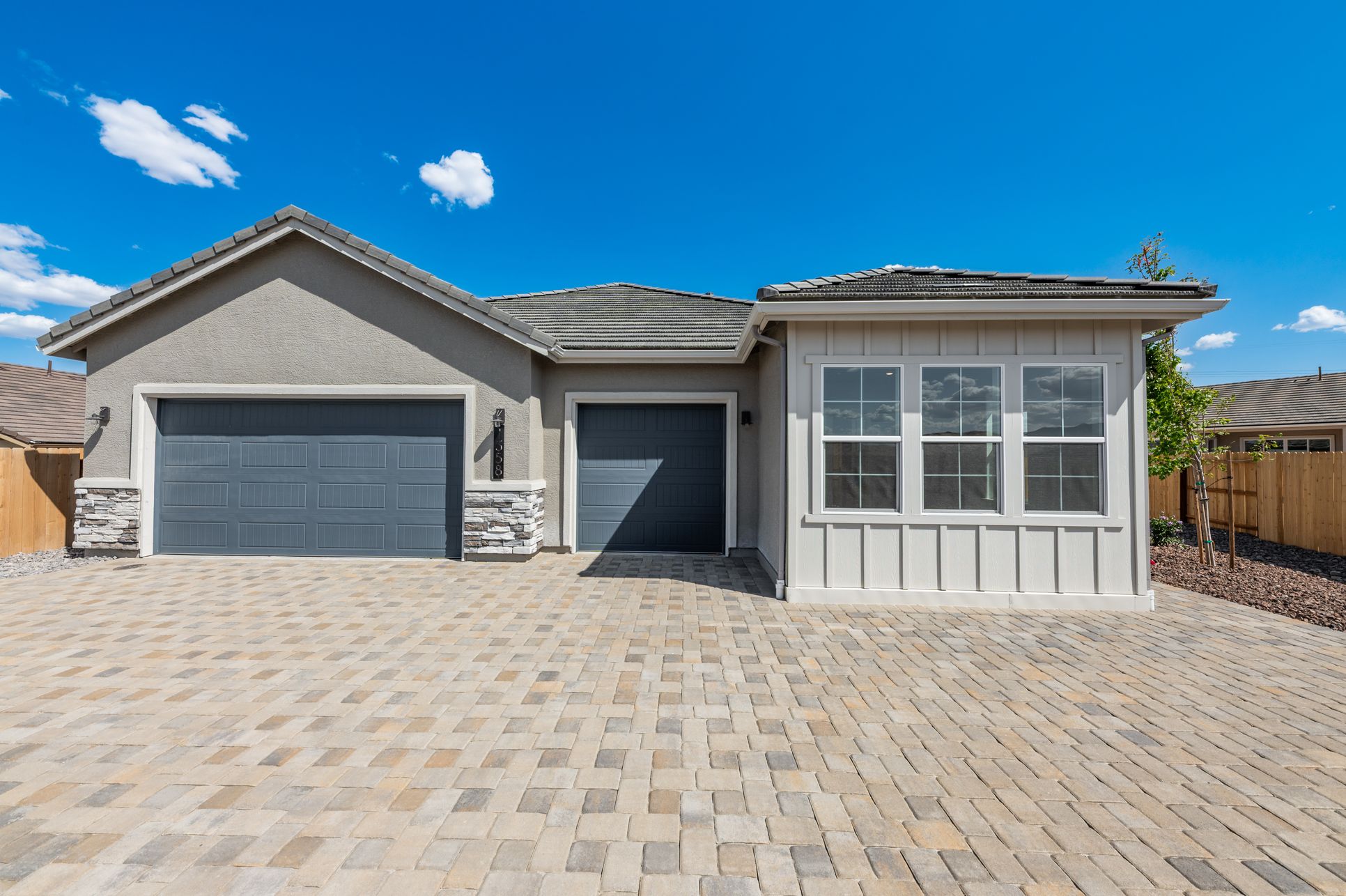 Front of House:Lot 39