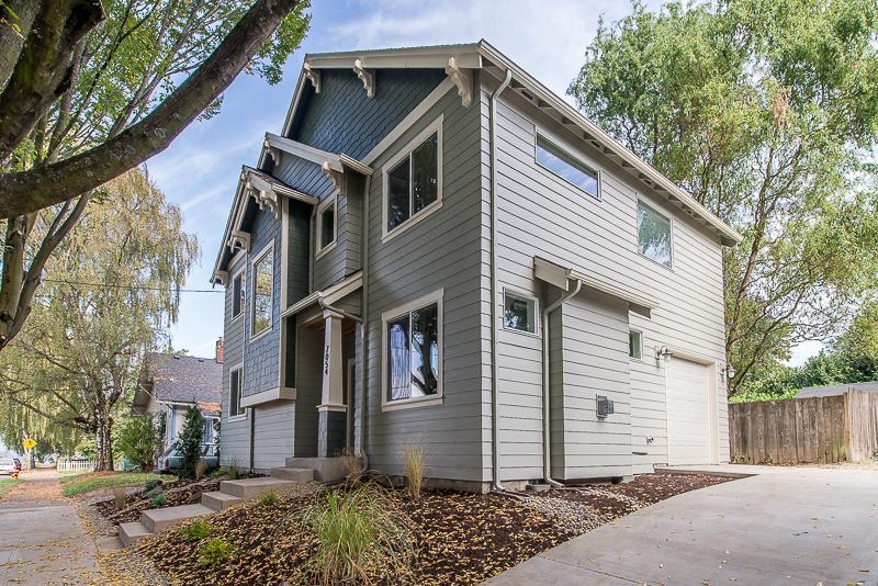 Garfield Townhome Condominiums,97212