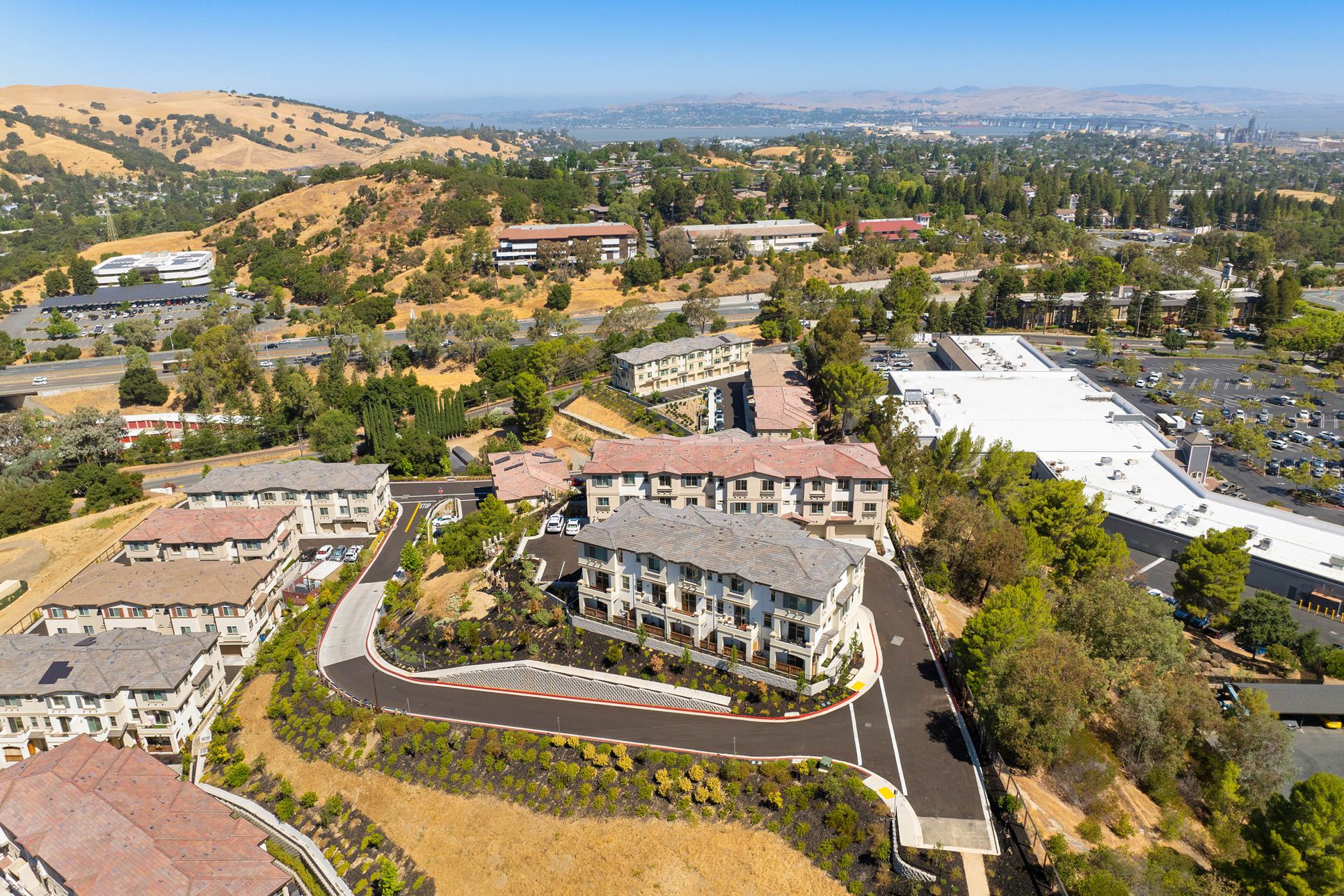 007-537-laurel-knoll-court.74071.asl.002
