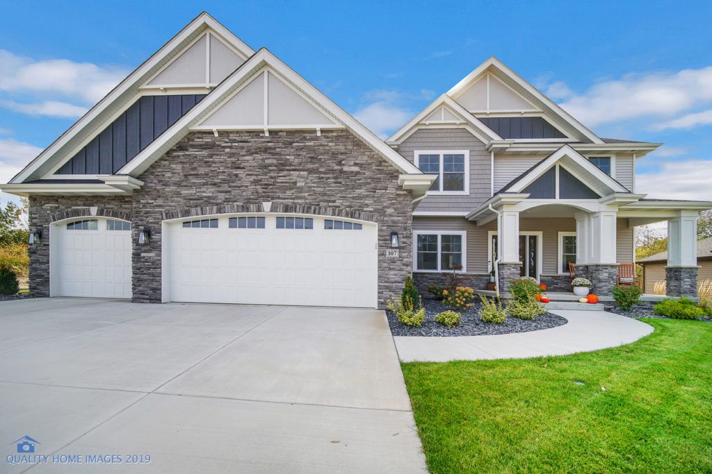 Distinctive Homes of Indiana,46303