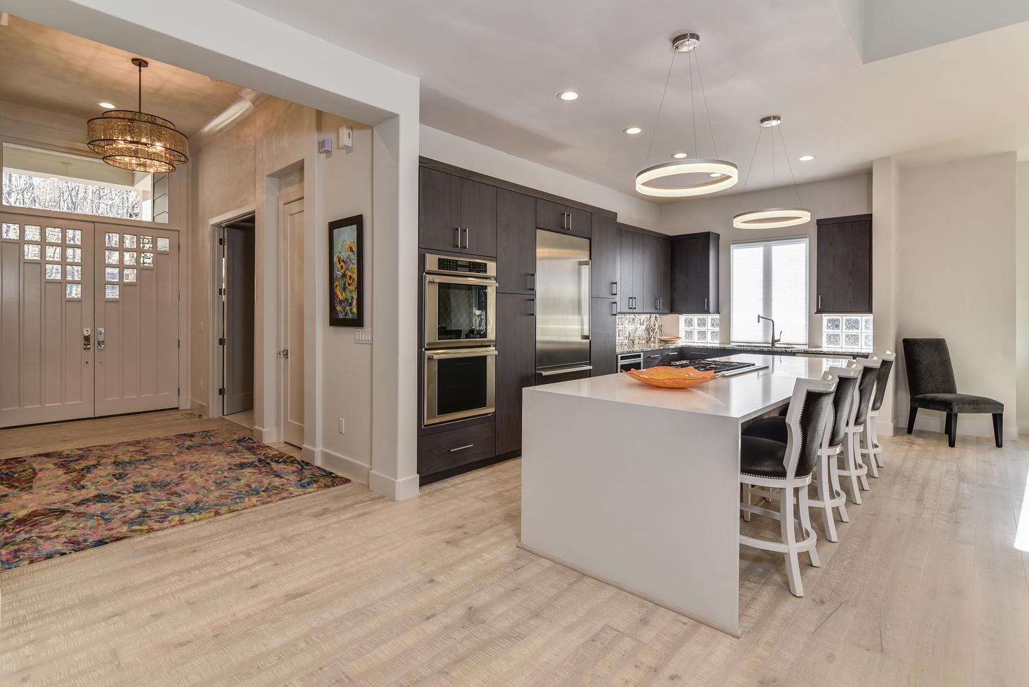Distinctive Building & Design,28786